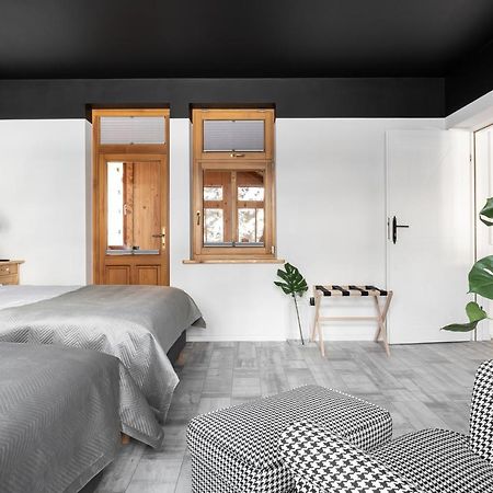 Apartamenty Dvoor1924 波罗宁 外观 照片